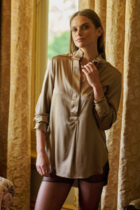 The Aviva Popover Silk Shirt - Cinnamon