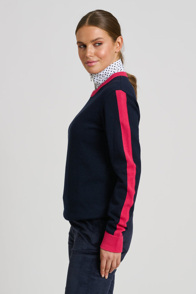 Club The Highlands Sweater - French Navy / Raspberry Trim