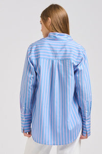 The Elodie Girlfriend Shirt - Blue Pink Stripe