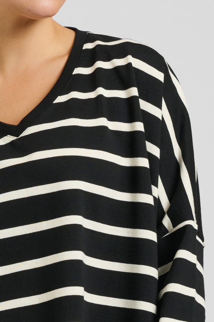 EST 1971 Breton Cotton Long Sleeve Top - Black & White