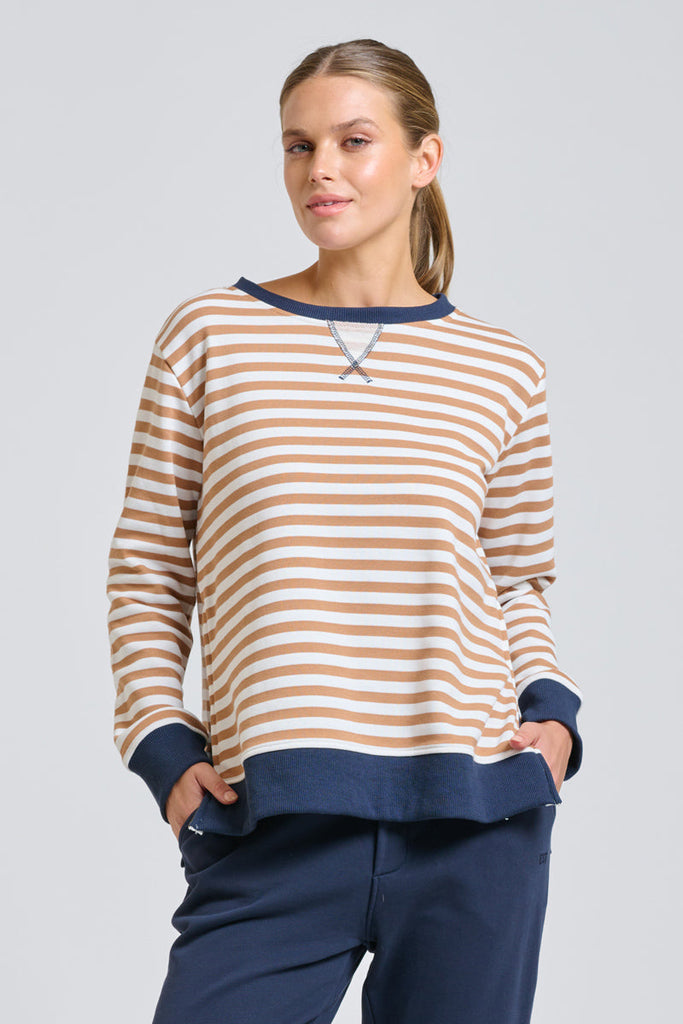 EST Classic Zipside Sweatshirt - Caramel / White
