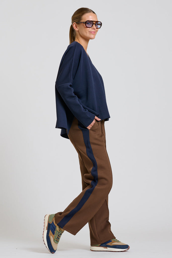 EST Scuba V Neck Sweatshirt - Navy