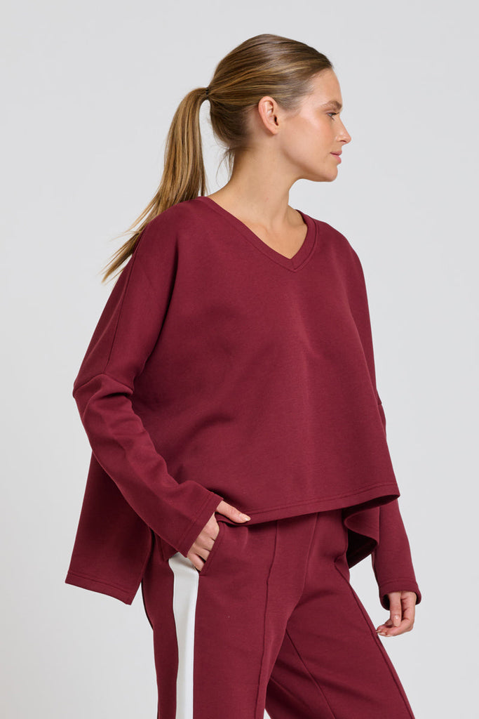 EST Scuba V Neck Sweatshirt - Plum