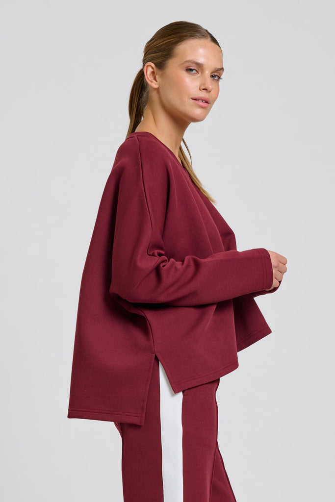 EST Scuba V Neck Sweatshirt - Plum