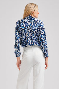 The Celia Classic Shirt - Blue Leopard