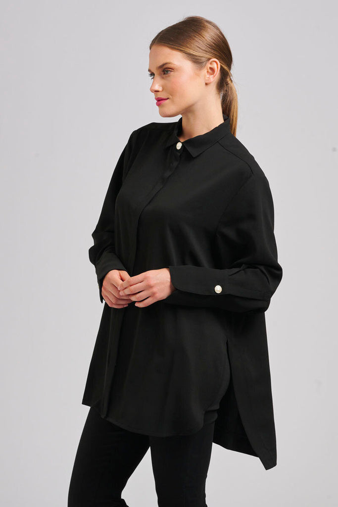 The Marnie Oversized Popover Shirt - Black