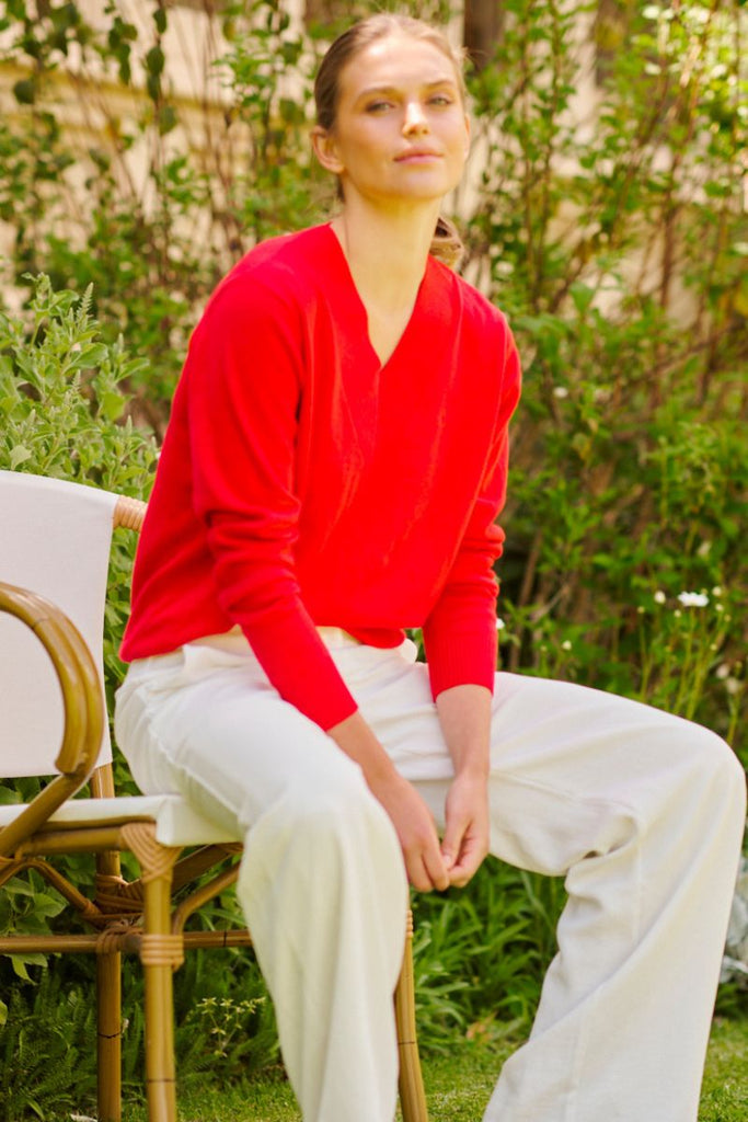 Wentworth Plain V Neck Sweater - Red